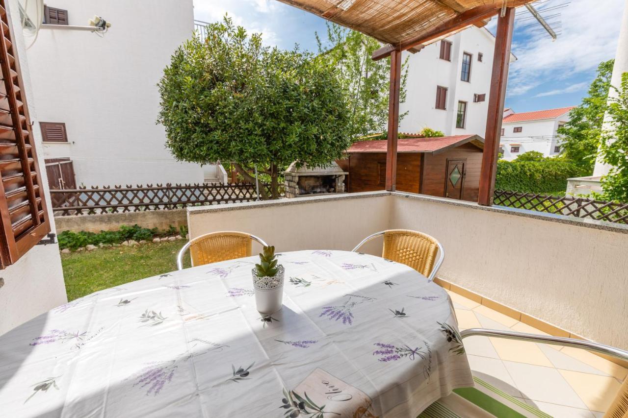 Apartman Lana Башка Экстерьер фото